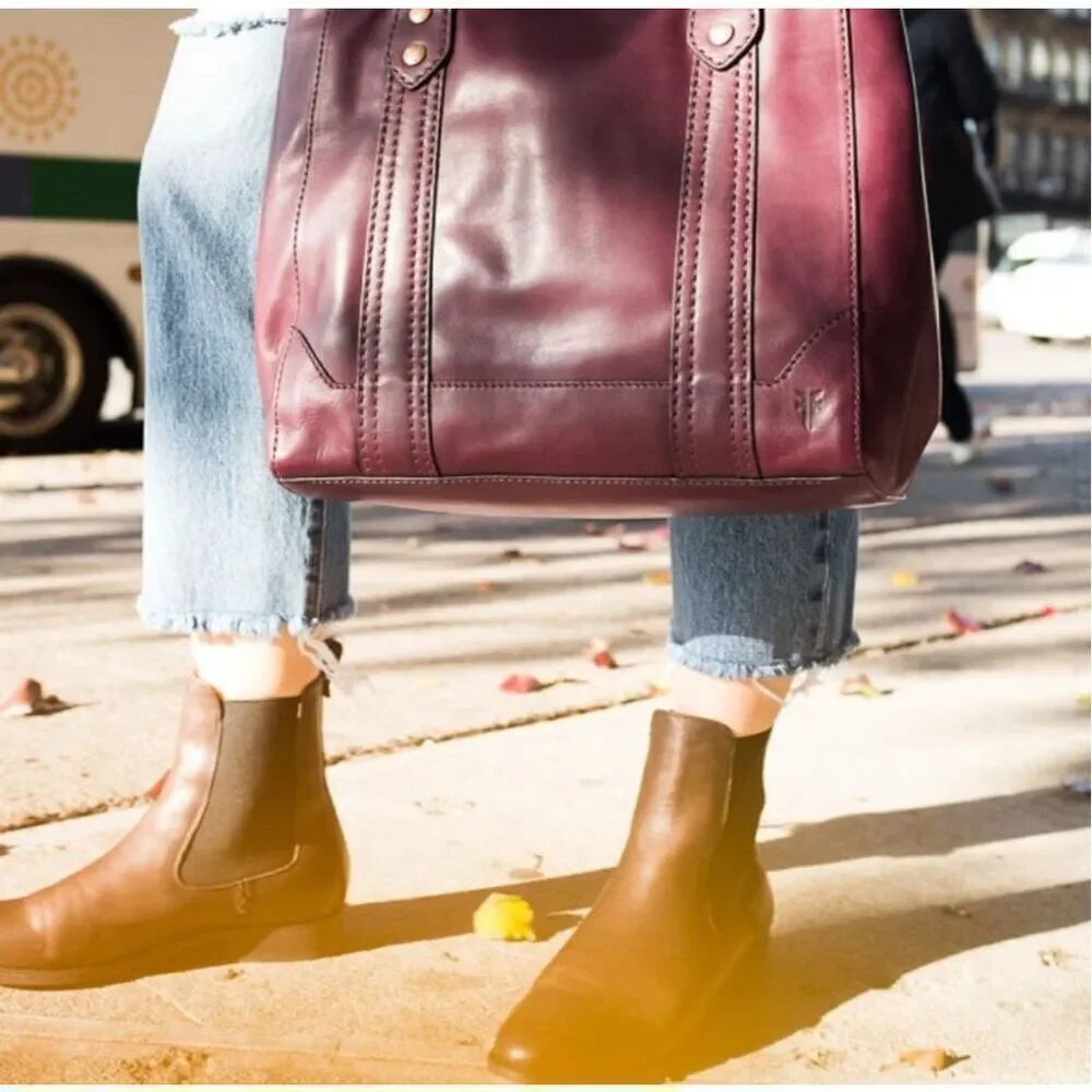 Frye Melissa Cognac Leather Almond Toe Ankle Chelsea Boots Women's Size 9 B